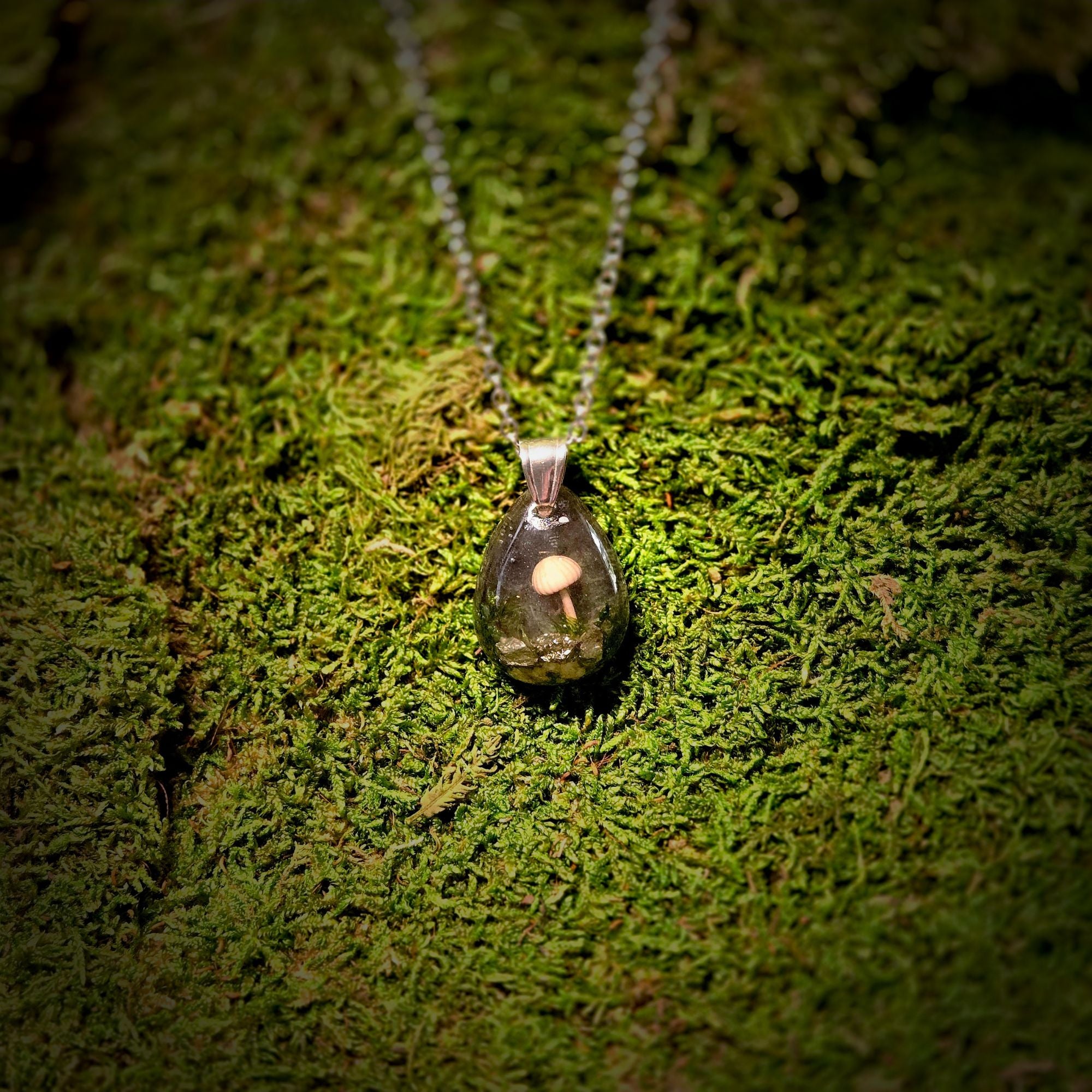 The Still Glen Pendant