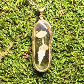 The Gilded Drift Pendant