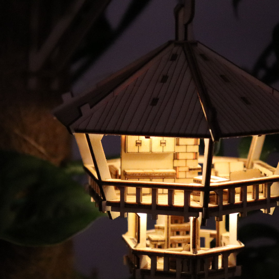 Treetop Hideaway Miniature Treehouse Kit