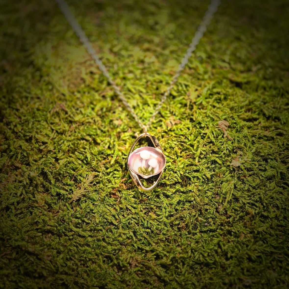 The Turning Shell Pendant