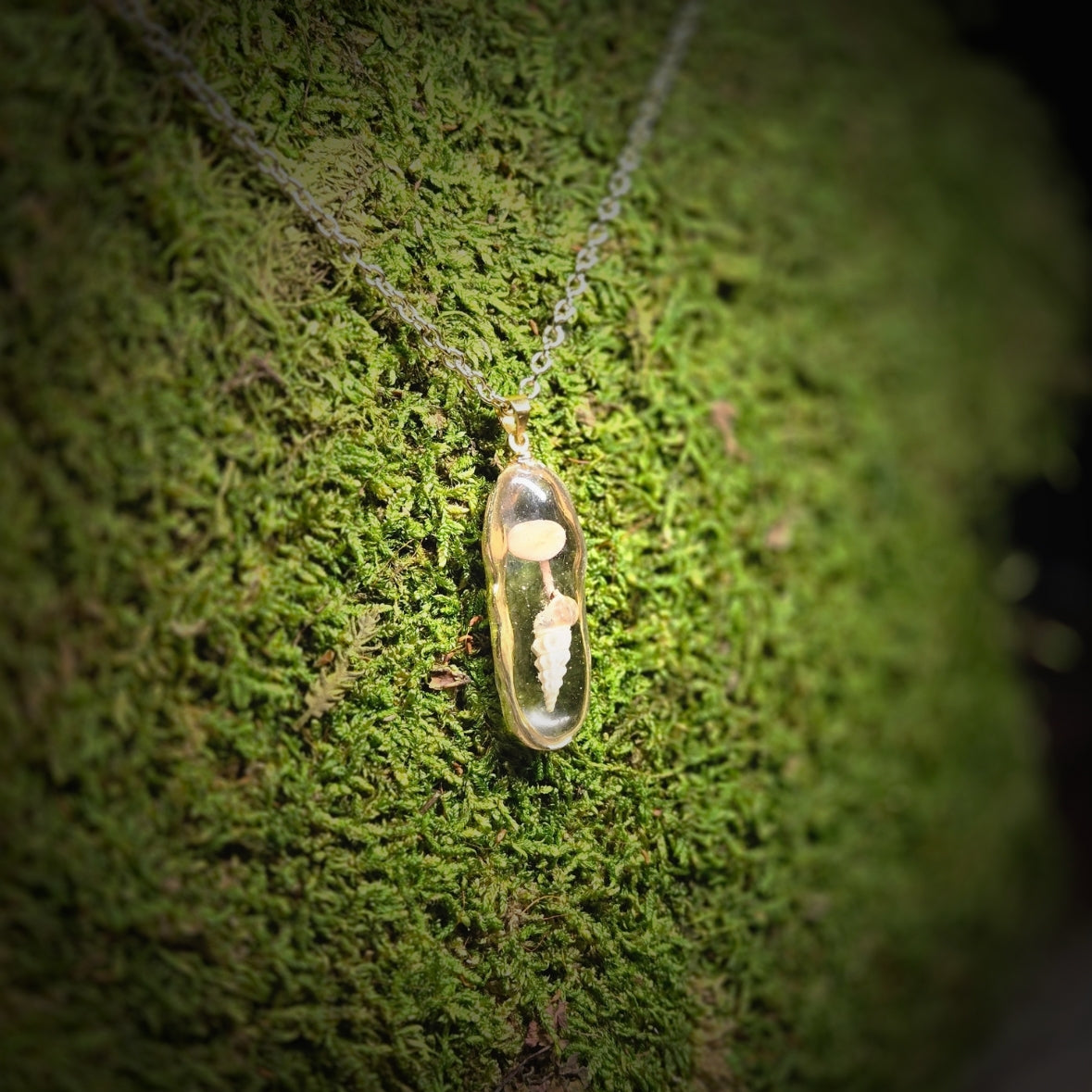 The Gilded Drift Pendant