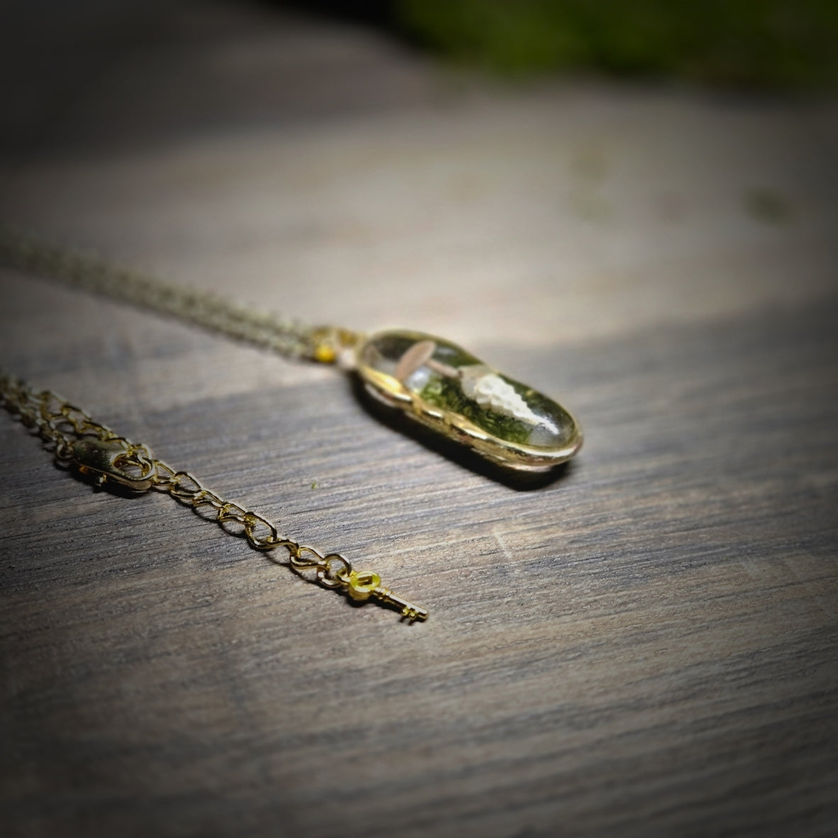 The Gilded Drift Pendant