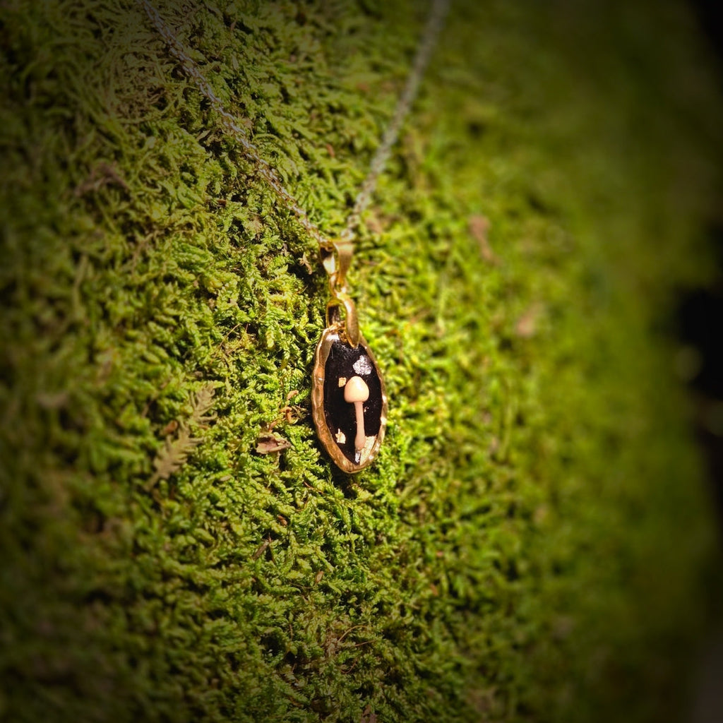 The Solitary Spore Pendant