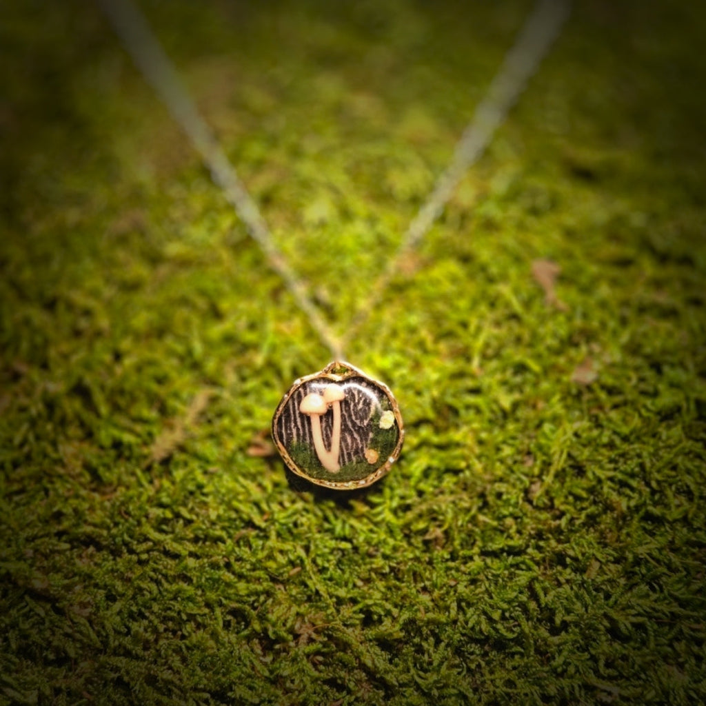 The Understory Pendant