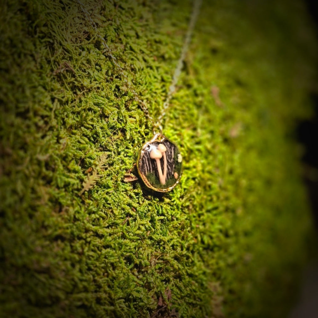 The Understory Pendant