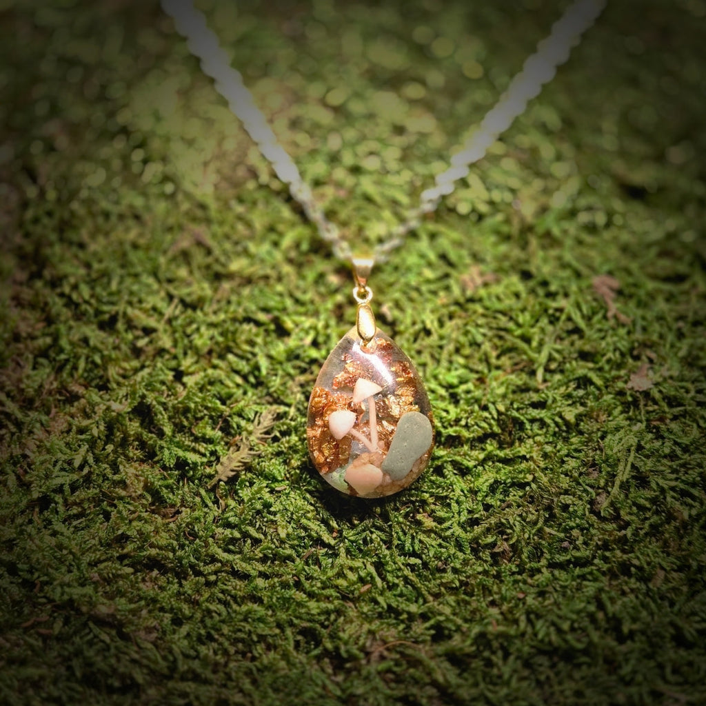 The Pebble Path Pendant