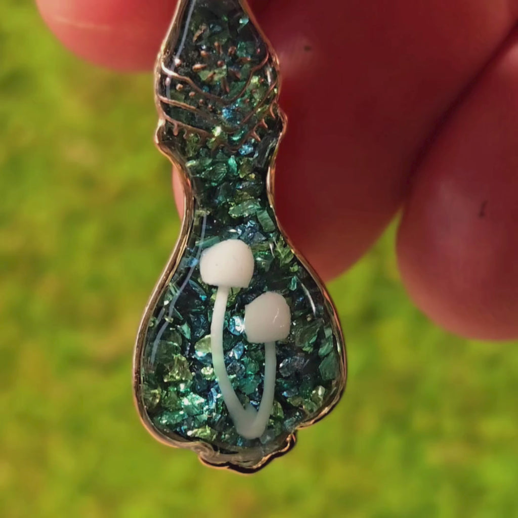 The Shimmer Spoon Pendant